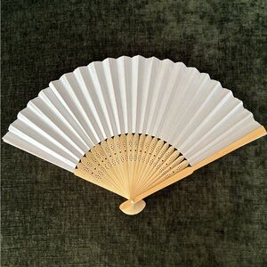 Paper Fans (20 available)